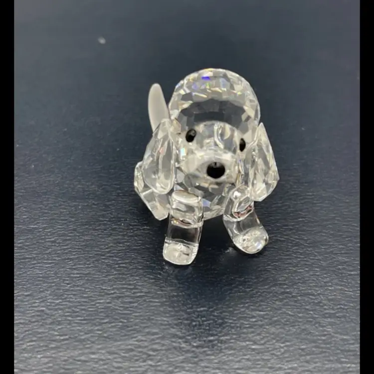 Swarovski Crystal Figurine Beagle Puppy Dog Sitting 1.25” Tall