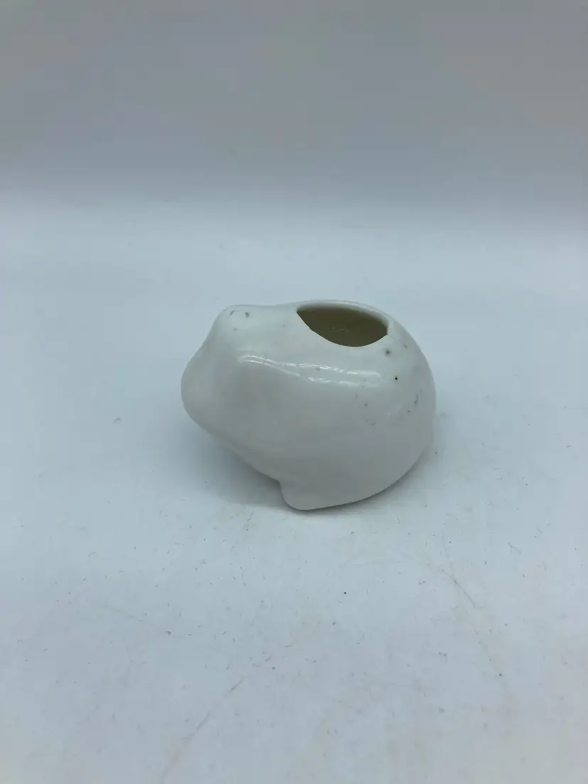 Small 1.5” White Frog Planter Toothpick Holder Mini