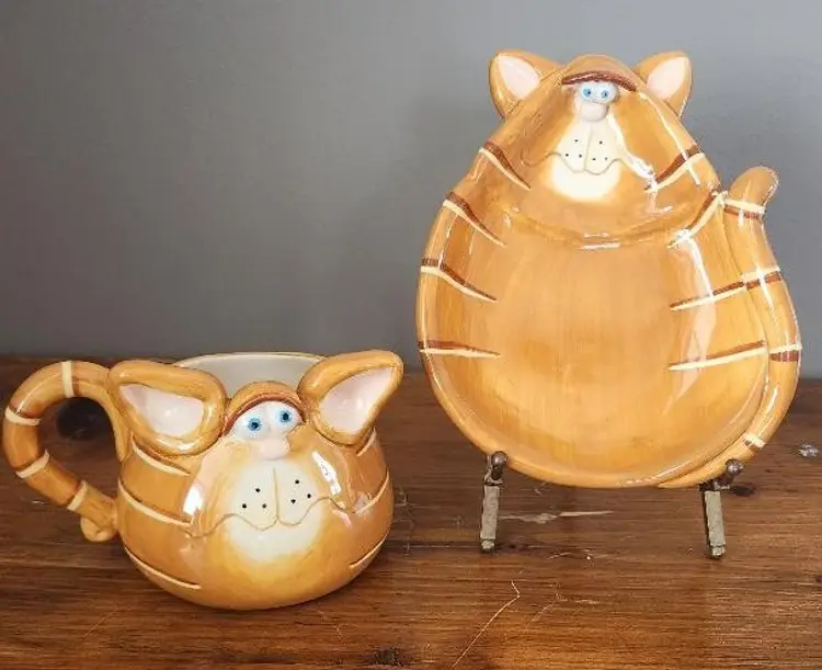 #01 Russ Douglas Ceramic Orange Cat Mug & Plate 3D