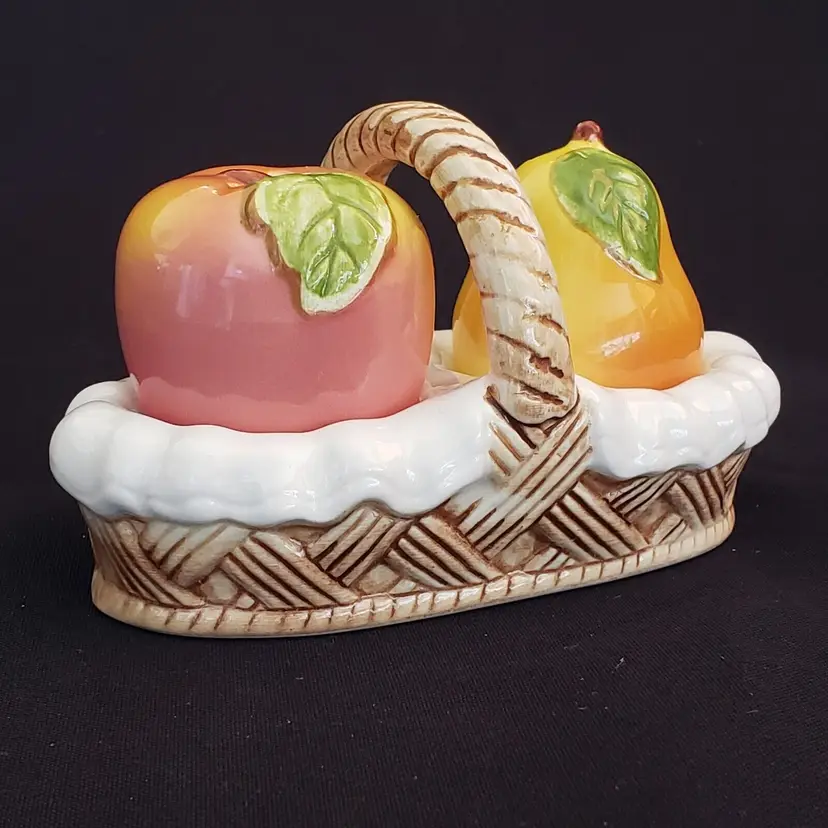 Salt & Pepper Shakers Pear & Apple In A Basket (4 5/8" long) Set Porcelain