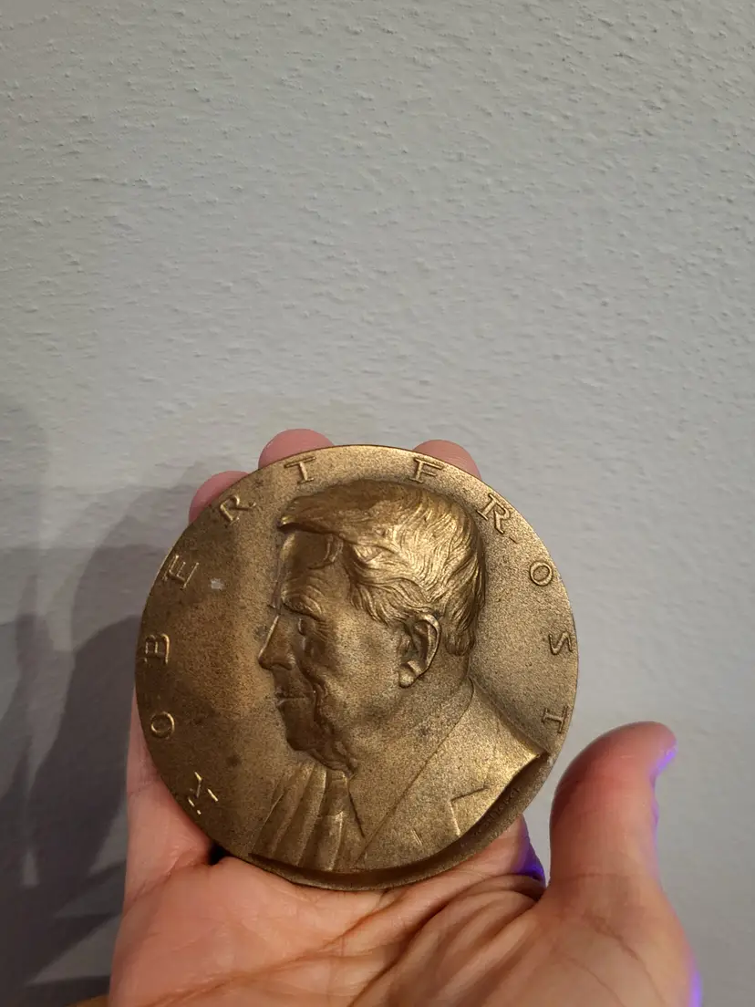 Robert Frost Poet In Name of Congress Brass Bronze Metal Paperweight Medal Coin