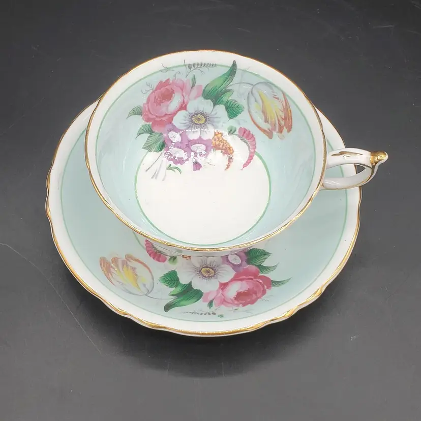 Paragon Double Warrant Tea Cup