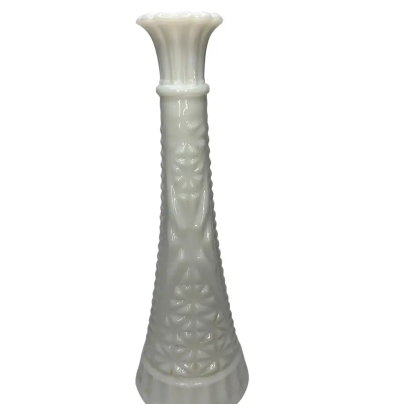 Vintage Anchor Hocking Stars And Bars Milk Glass 9” Tall Bud Vase