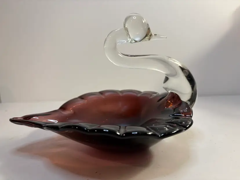 VINTAGE MURANO STYLE ART GLASS AMETHYST CLEAR SWAN BOWL