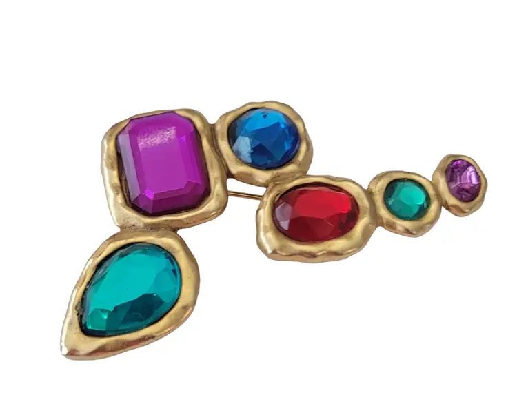 Matte Gold Tone Lucite Jeweled Modernist 80’s Geometrical Brooch E636