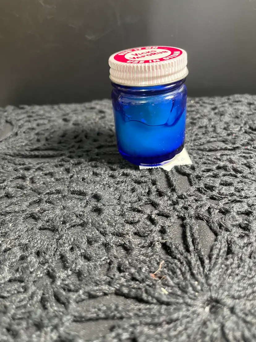 Vintage Vicks Vapo Rub Cobalt Blue Jar, w/ Red & White lid. No Rust.