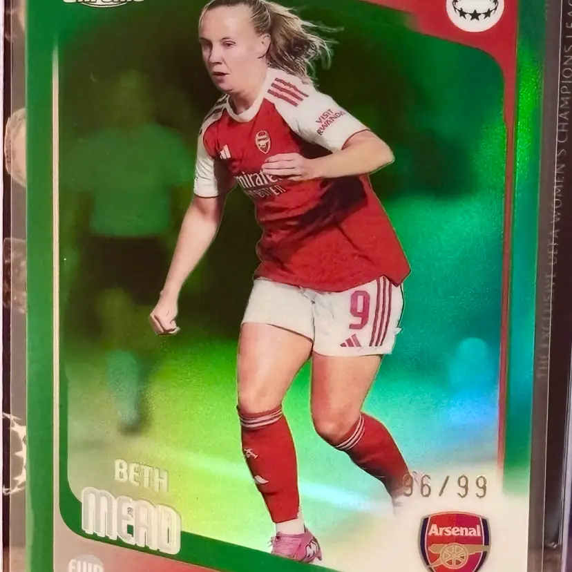 Beth Mead 2025/26 Topps Chrome UWCL Green Refractor /99 Arsenal England