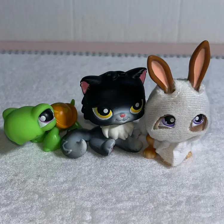 Littlest pet shop - turtle 433 rabbit 434 persian cat 435 Halloween tube pets