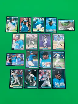 Score 1994 MLB Florida Marlins Lot of 17 Different Trading Cards