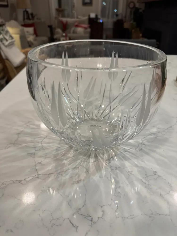 Laurie Gates Crystal Forever Diamonds Tulip Floral Centerpiece Bowl