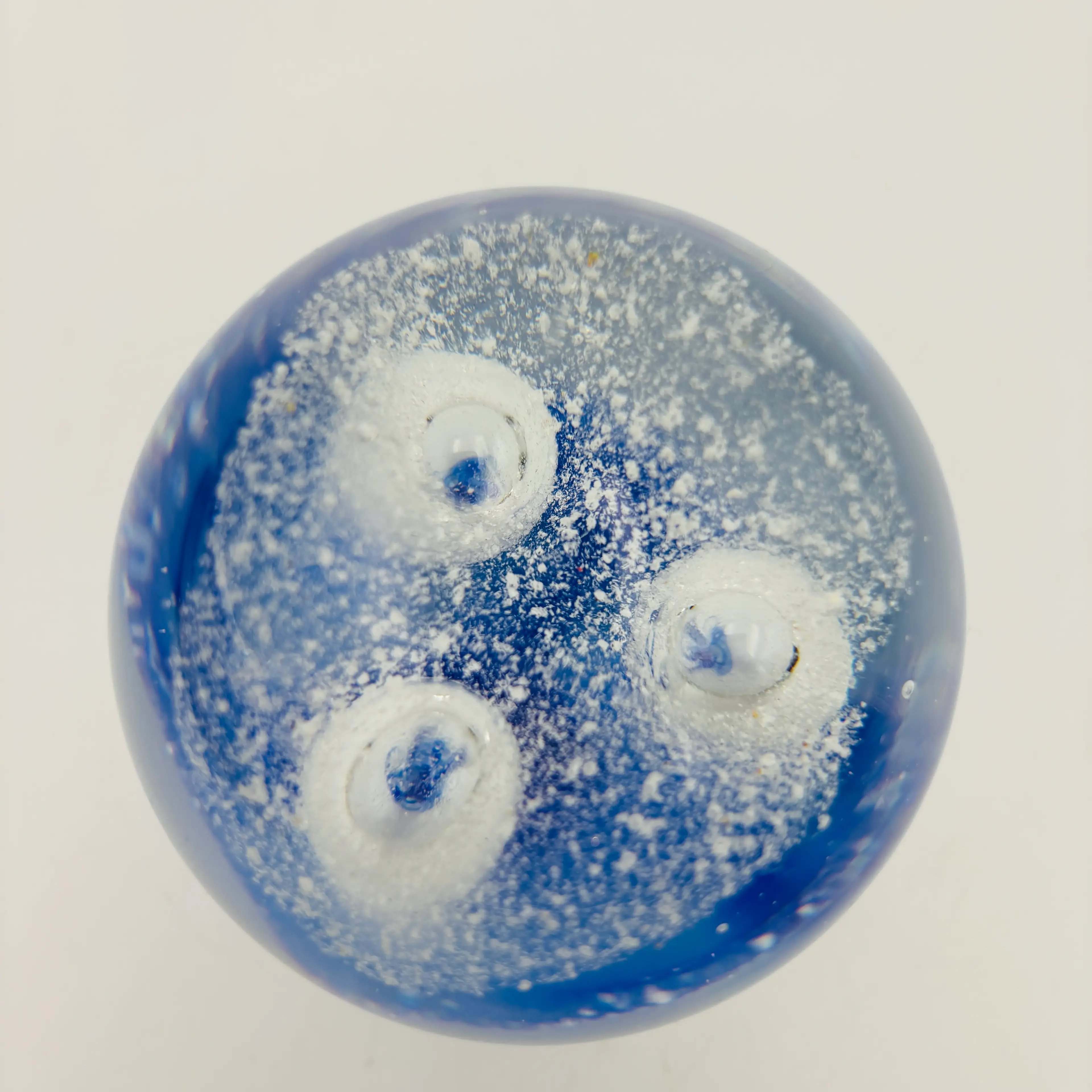 Image 2 of 8