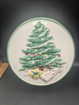 Vintage 1983 Christmas Tree Towle Sigma Tastesetter Decorative Kitchen Hand Painted Ceramic Mold Wall Hanging