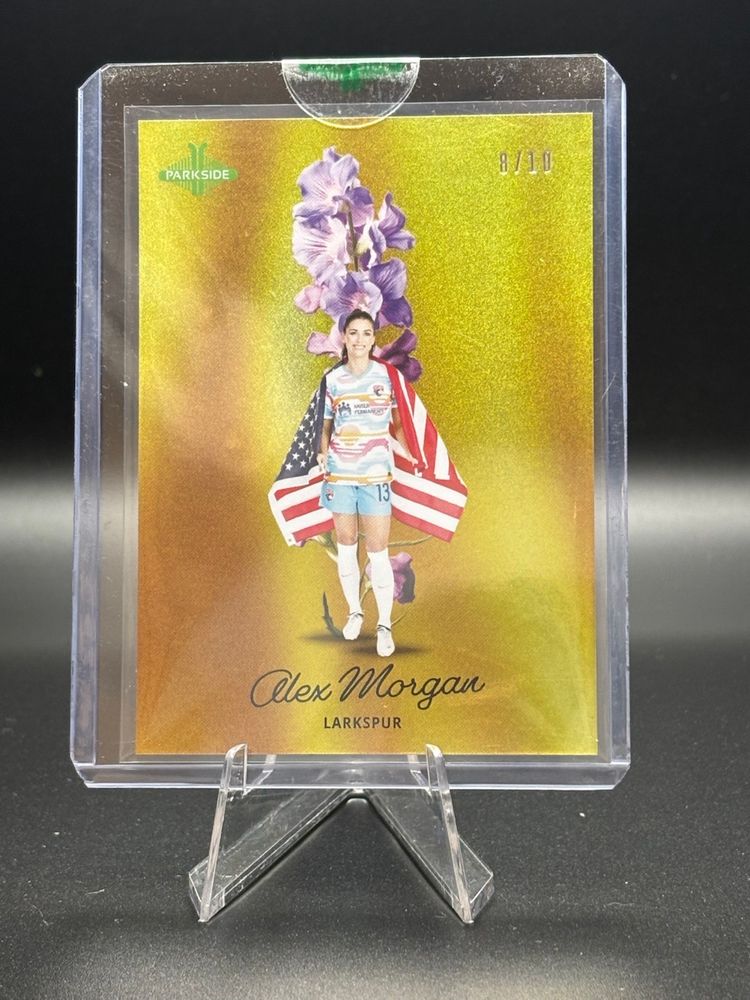 Alex Morgan 2024 Parkside NWSL Vol. 1 Flowers F-2 Gold /10 San Diego Wave FC Soccer Card