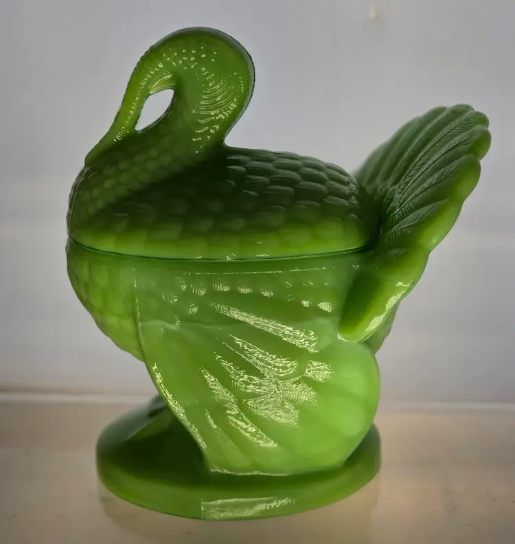 L.E Smith Jadeite Turkey soup bowl Martha Stewart