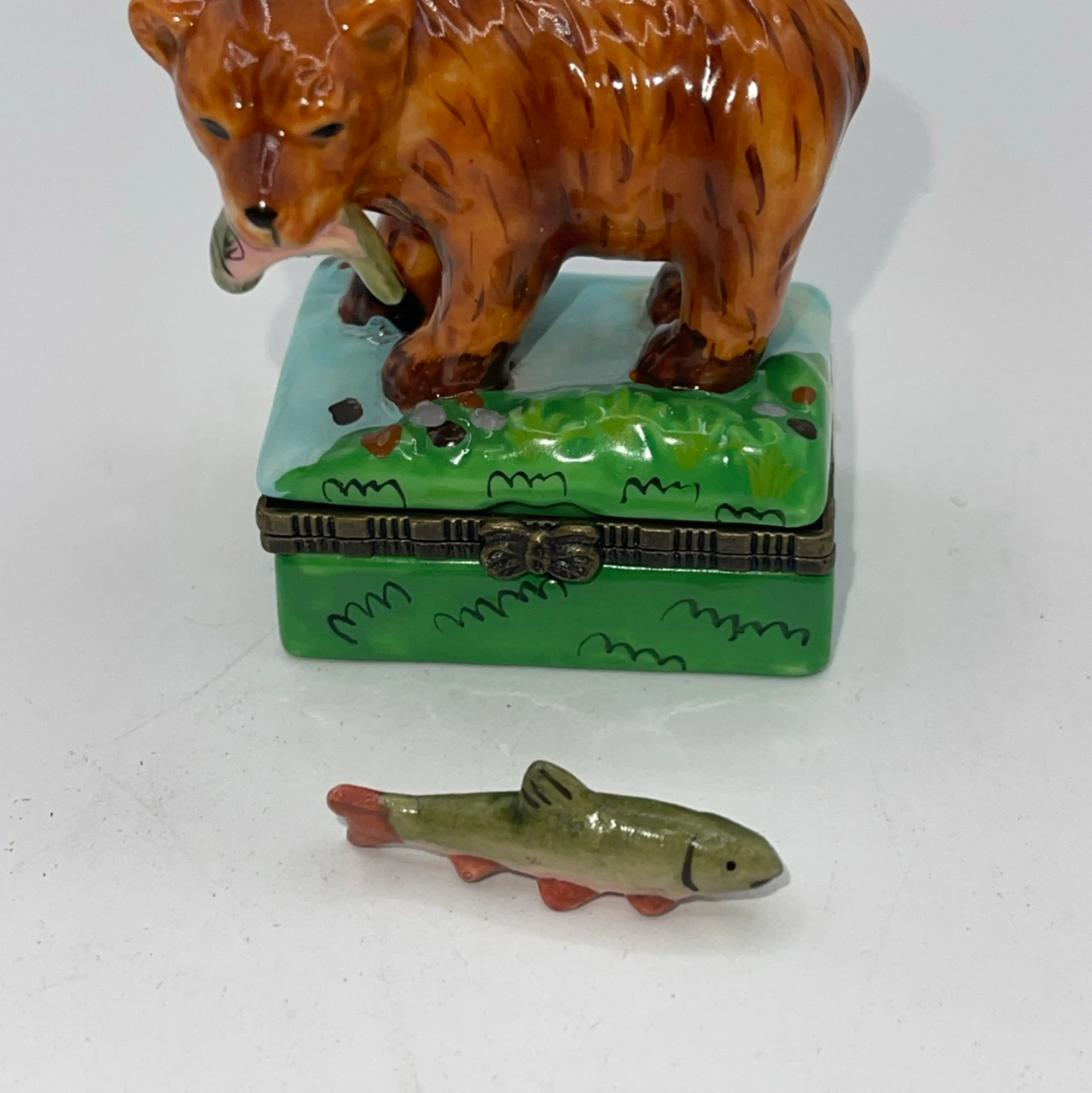 Image 3 of 9