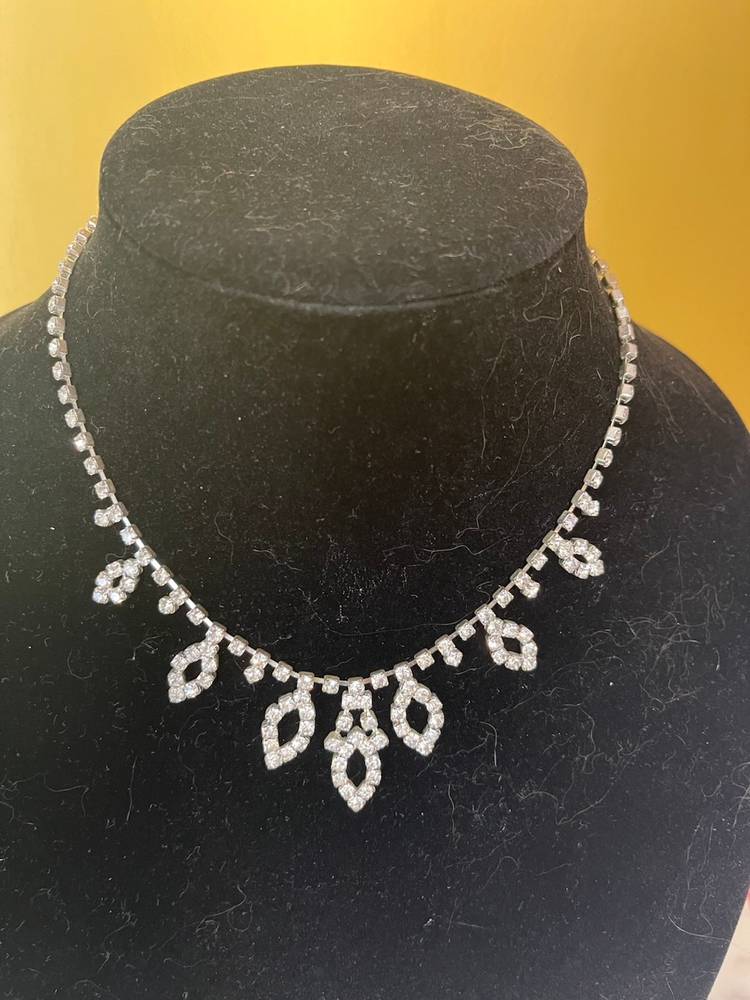 Vintage rhinestone Necklace