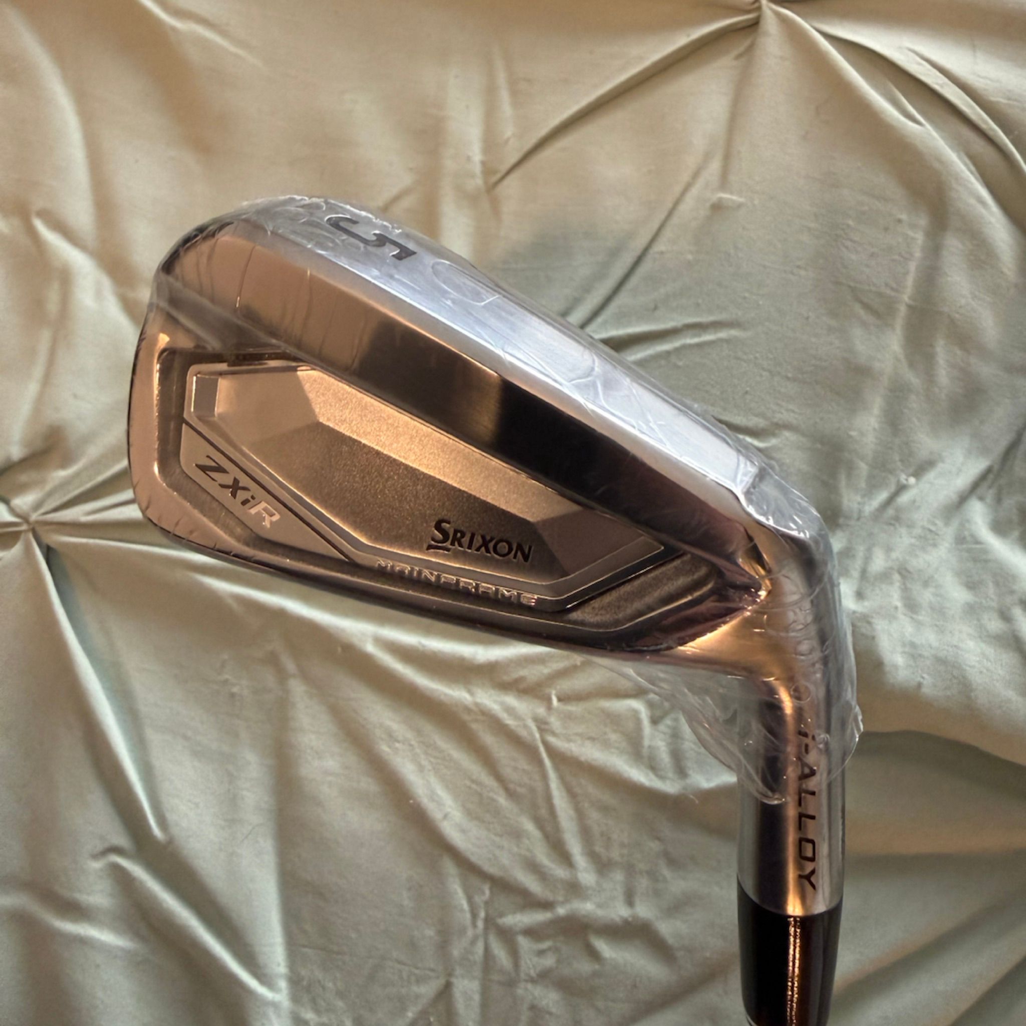Stacked Golf · Srixon ZXiR HL 2026 Single RH Pitching Wedge - KBS