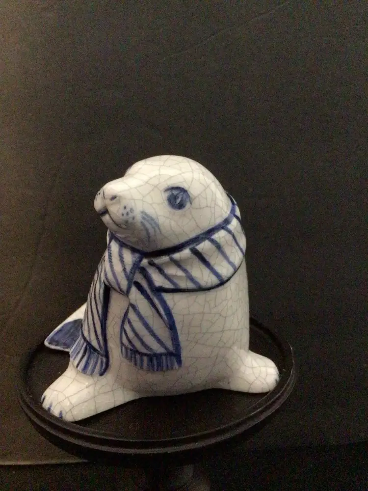 Dedham Pottery Potting Shed Seal With Scarf