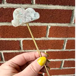 Flower Agate Plant Stake 1