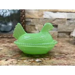 Jadeish Hen On Nest💚