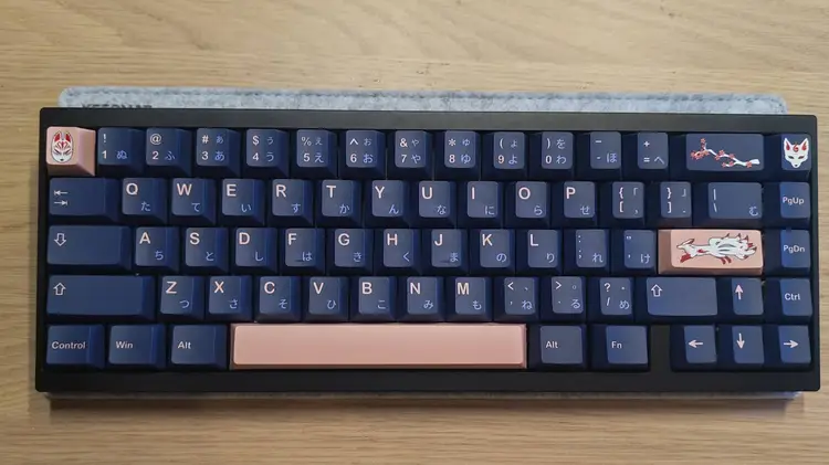 PBT Kitsune Keycaps