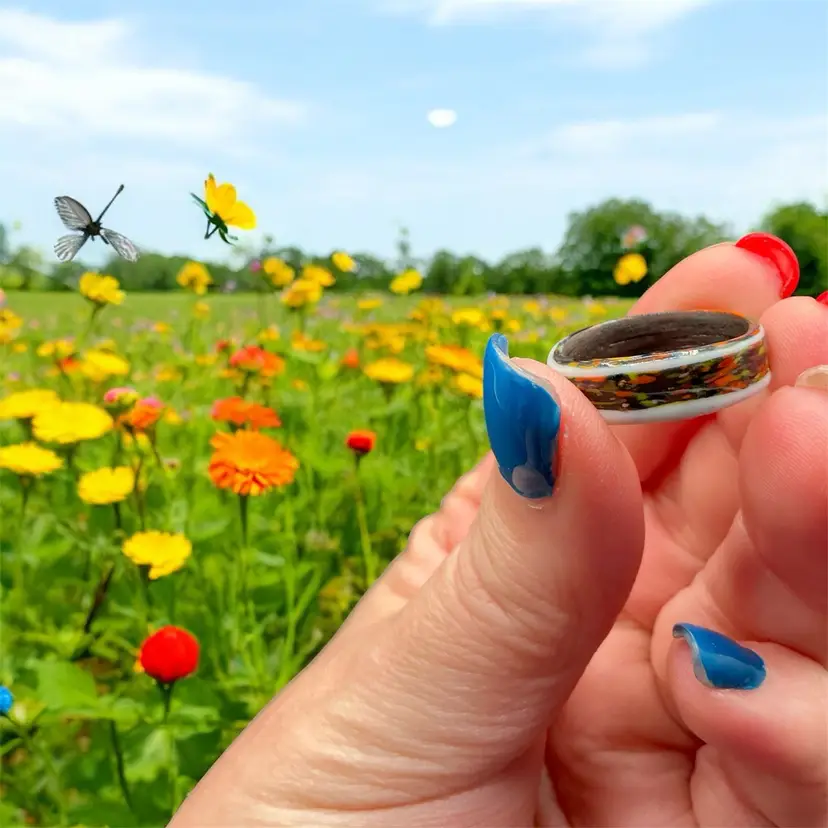 Enamel On Metal Ring Band 8 1/2 KK43