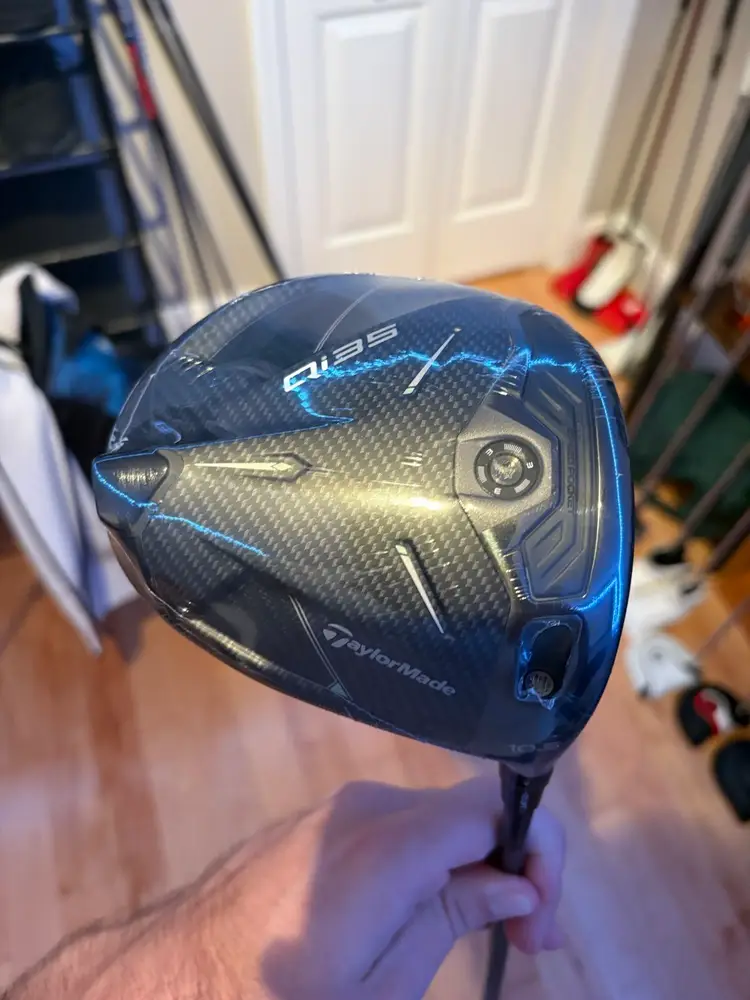 TaylorMade Qi35 driver NEW