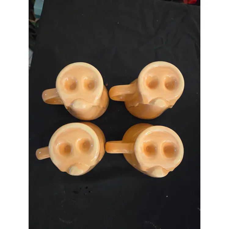 Set of 4 Hard to find Quirky Collectible 3D Pig Snout Mug Coffee Cups.
