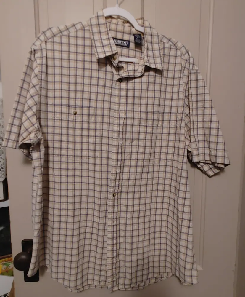 Men's Top- Brand: Land's End. Size Large (16-16 1/2). Tan plaid button down shirt. 100% cotton. No callouts.