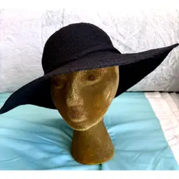 Floppy Brim Black Sun Hat