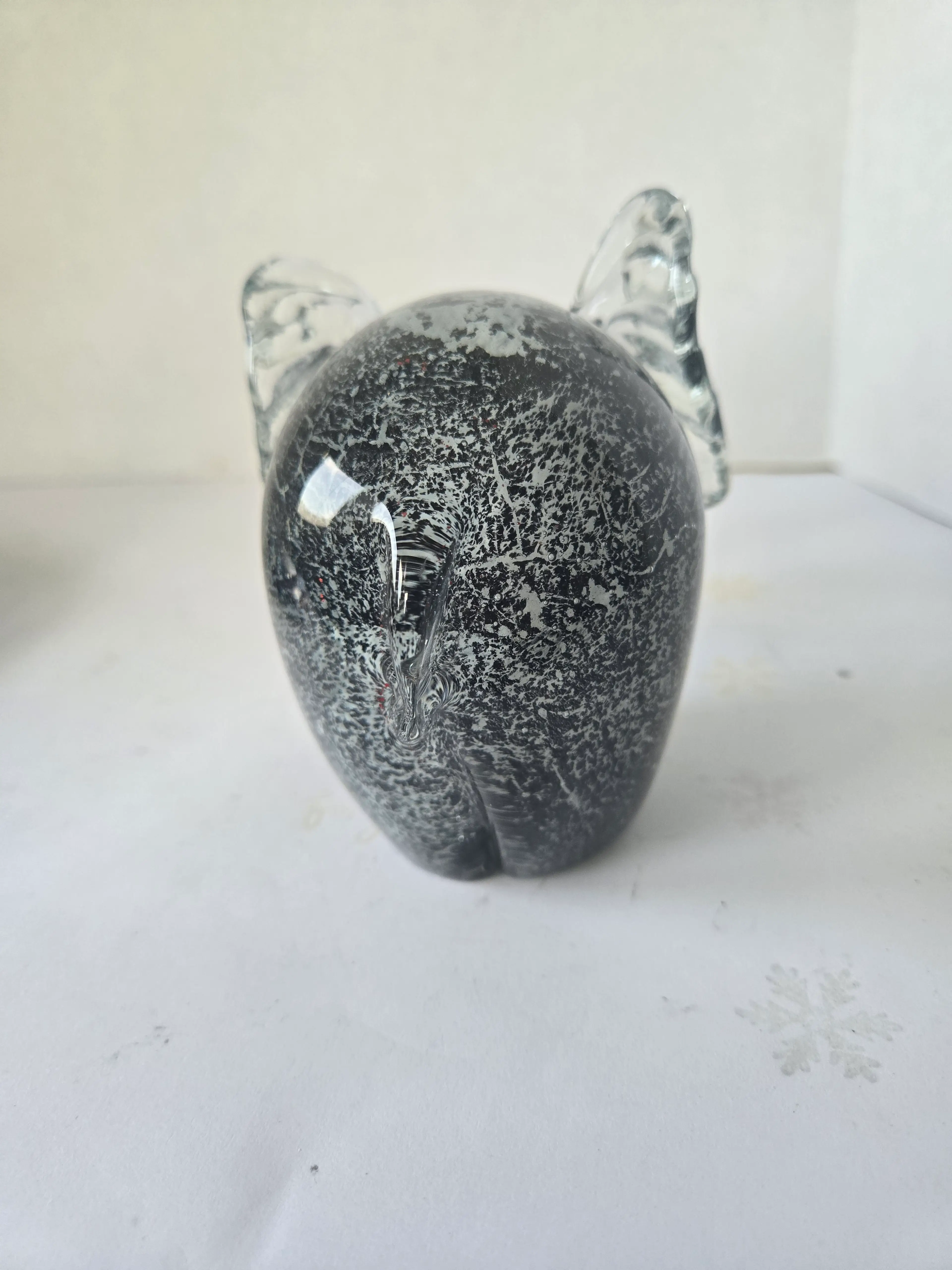 Image 2 of 6