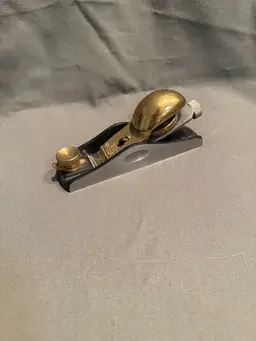 Lie Nielsen No. 9-1/2 Adjustable Mouth Block Plane