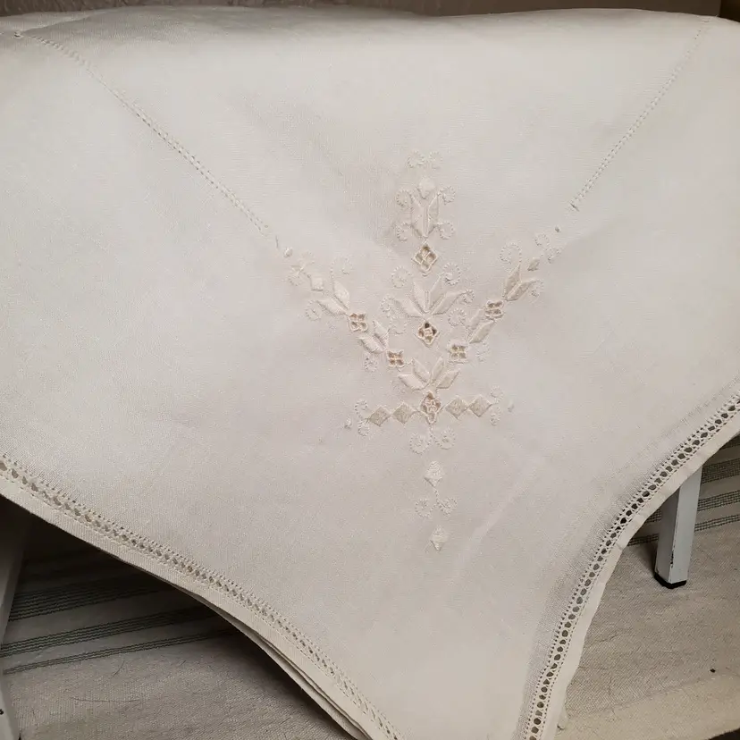 52" Square Linen Tablecloth