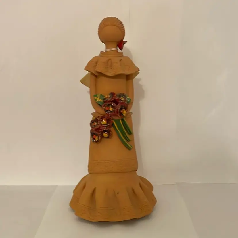 #519 VTG Artesania Lime’ Faceless Pottery Figurine “The Elegant Merchant” Handcrafted In Dominican Republic