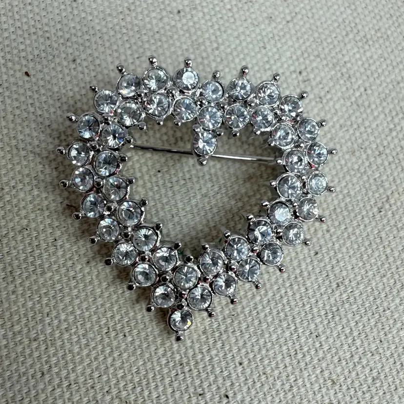 Rhinestone Open Heart Brooch