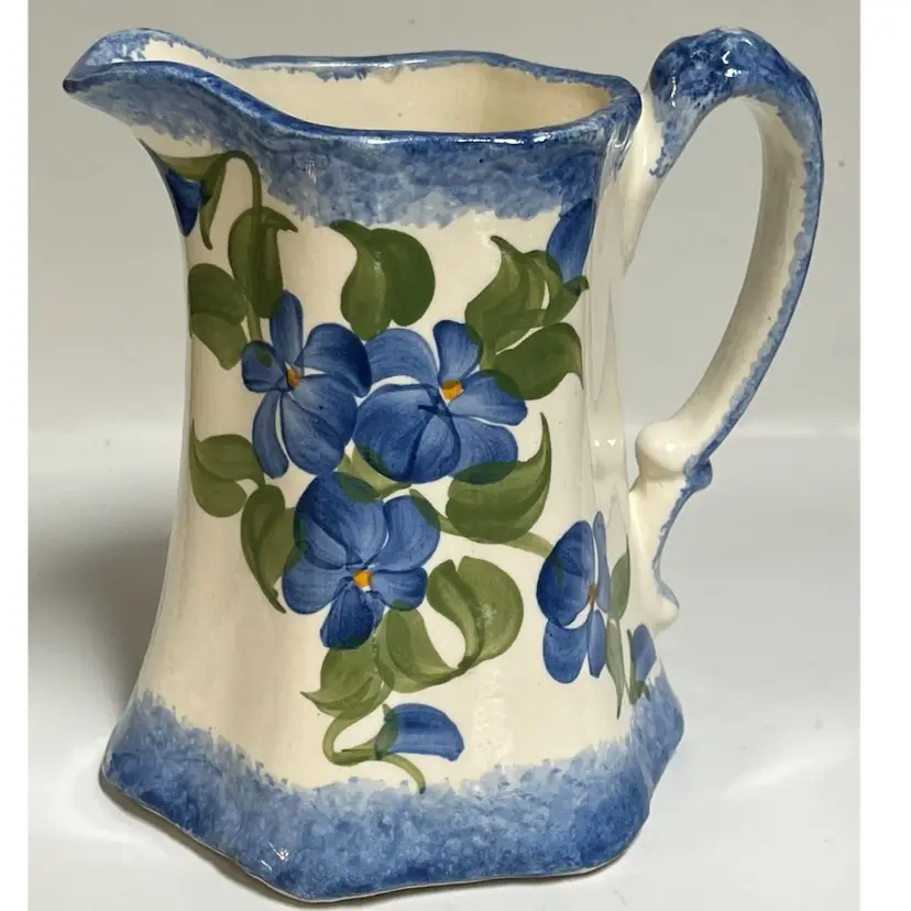 Cash Family Pottery - Tennessee -
Pitcher-