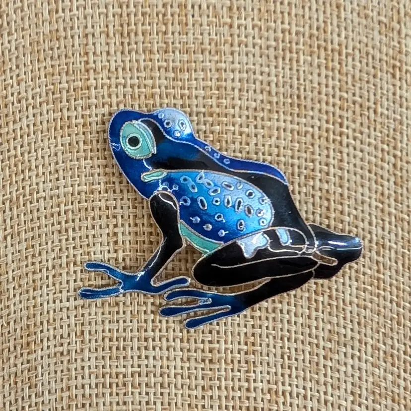 Vintage Zarah Enameled Blue Teal & Black Frog Sterling Silver Pin Brooch Poison