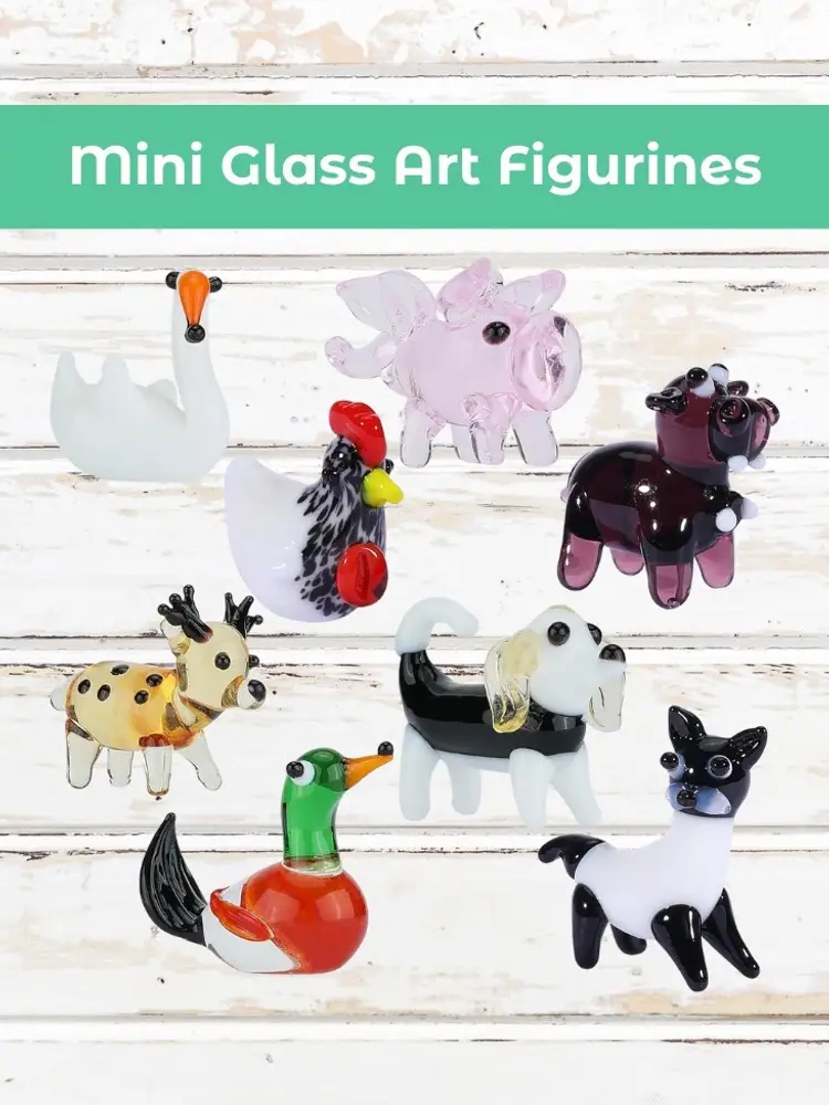 Mini Glass Art Figurines With Mini Stocking! 