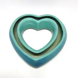 RARE VAN BRIGGLE Pottery Heart-Shaped Pansy Bowl/Green/Blue/Pottery/Artist Signed/Smooth Texture/Calo/Home Decor/Heart/Collectible