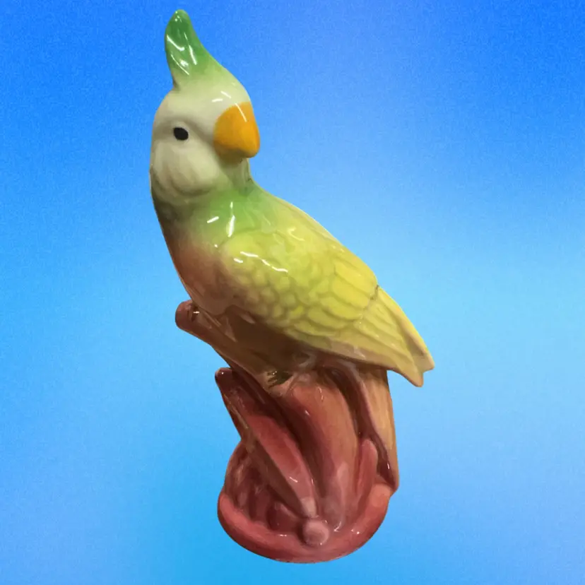 VTG glossy ceramic parrot figurine by Ucagco Japan. 6.5” Tall