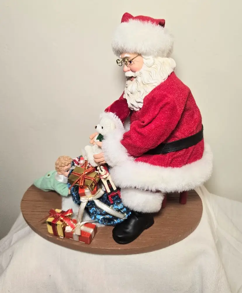 Department 56 "Christmas Surprise" Santa and child - Retired figurine