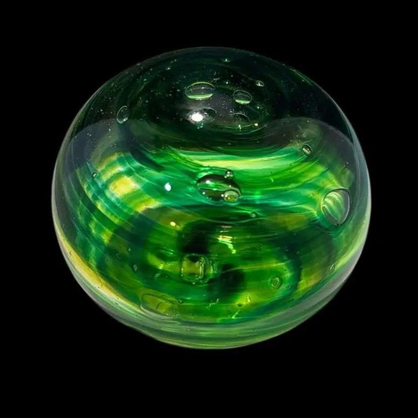 Hot Glass Fiji Lime Swirl With Bubbles Paper Weight