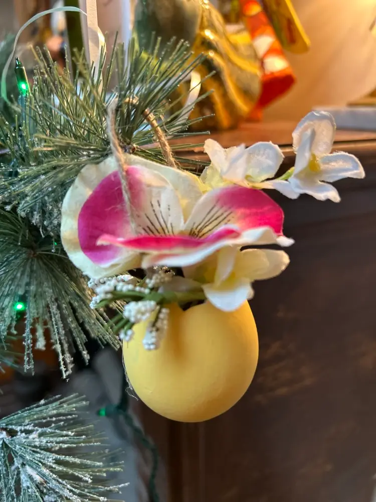 Tuesday Treasures Vintage Goods & Gourds