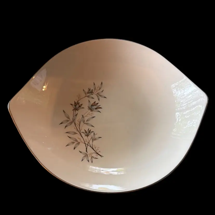 Holiday Heirloom Fine China Serving Dish USA Autumn Holiday Design 10 1/4”