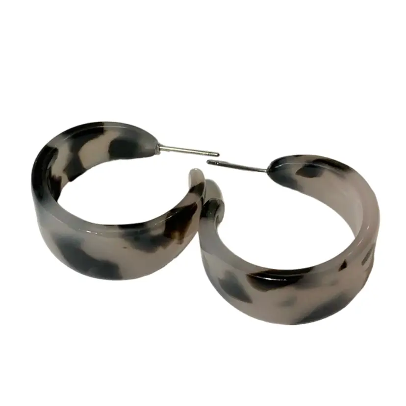Vintage Costume Jewelry Hoop Post Black And White Acrylic On Silver Tone Metallic Post Earrings 