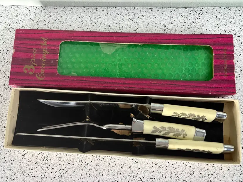 Vintage 3 Pc Meat Carving Set Faux Ivory Embossed Leaves Handle Box
