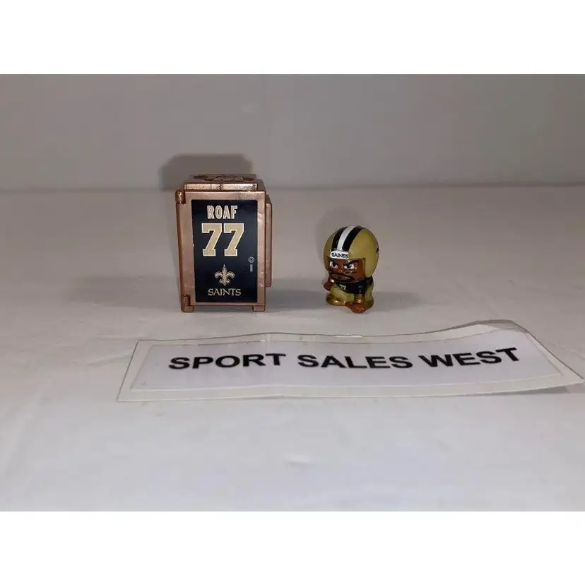 New Orleans Saints 2024/2025 NFL LEGENDS SERIES 3 TeenyMate with Matching Locker