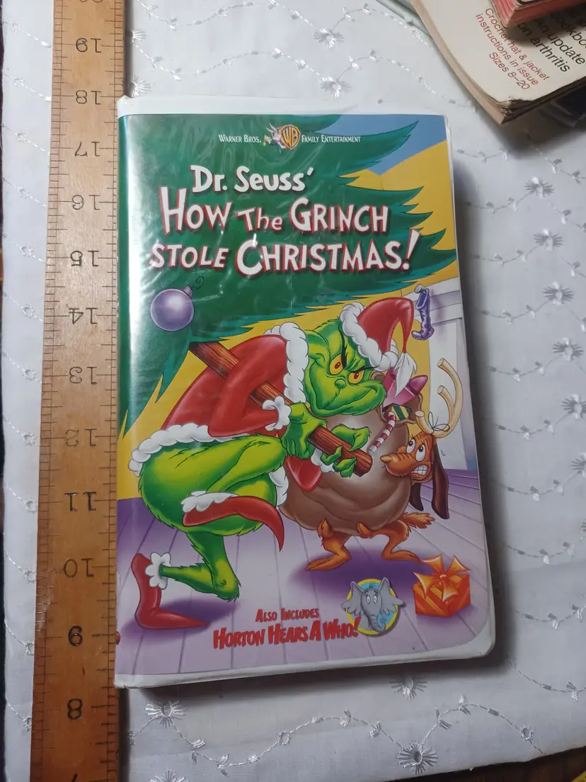 Dr. Seuss' How The Grinch Stole Christmas VHS