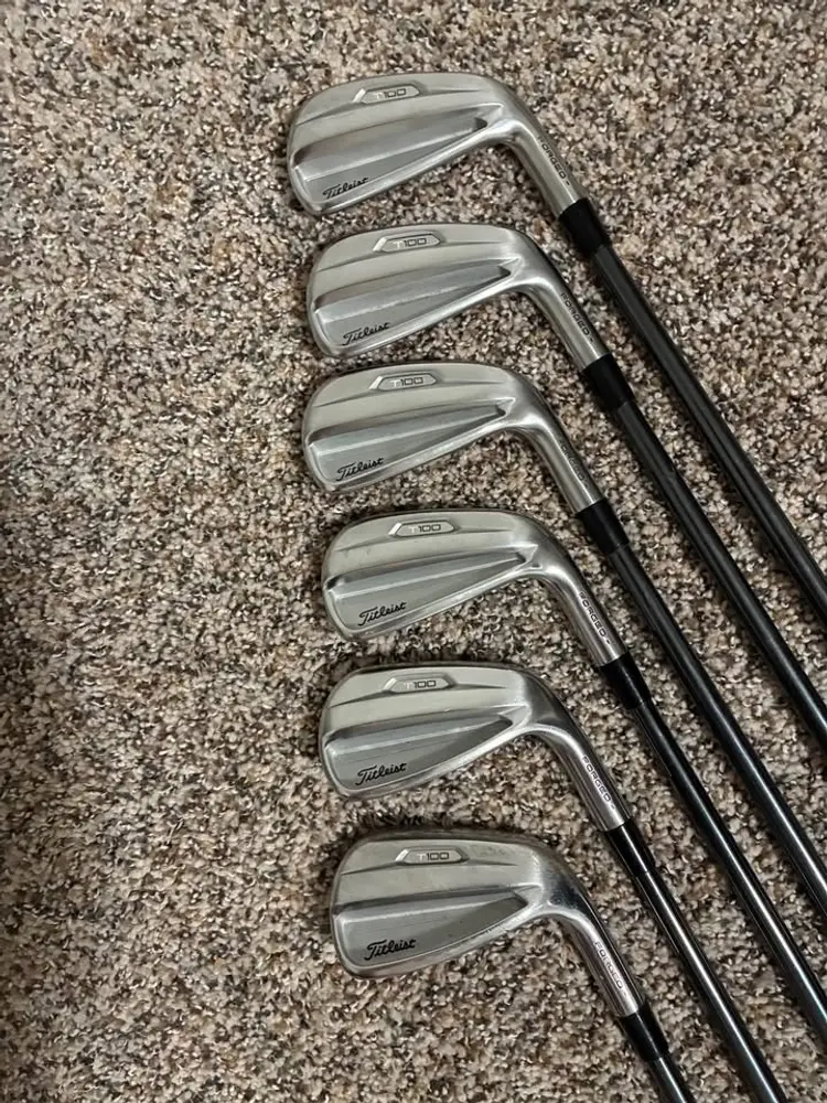 Titleist T100 ‘21 4-9i w/Recoil Dart F5 (x-stiff) 125 +1/4in.