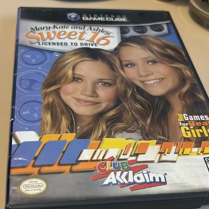 GameCube - No Manual - Mary Kate And Ashley Sweet 16 Licensed To Drive